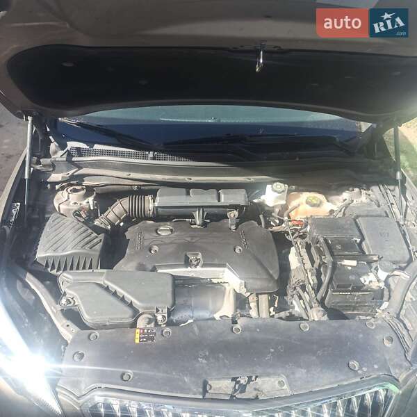 Позашляховик / Кросовер Buick Envision 2016 в Кременчуці