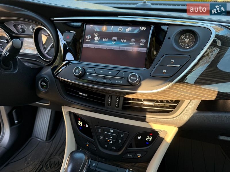 Позашляховик / Кросовер Buick Envision 2018 в Києві