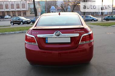 Седан Buick LaCrosse 2012 в 