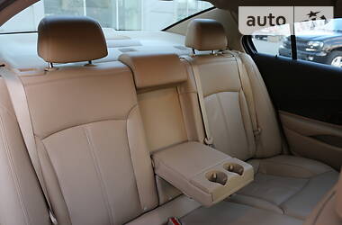 Седан Buick LaCrosse 2012 в 