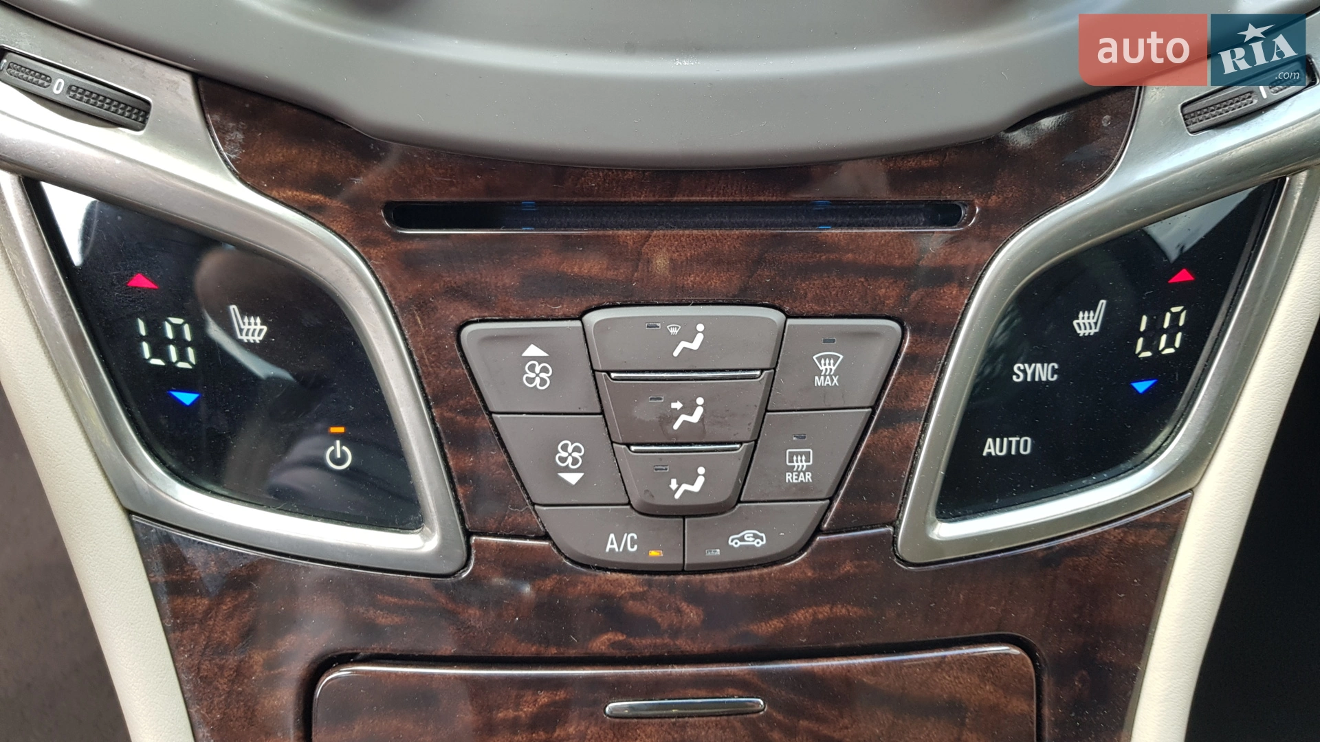 2015 Buick LaCrosse - мініатюра 21