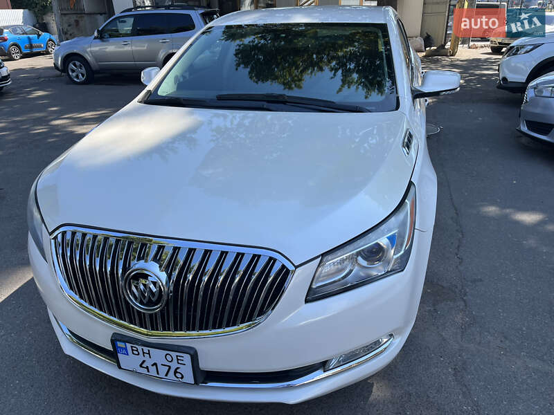 Седан Buick LaCrosse 2014 в 