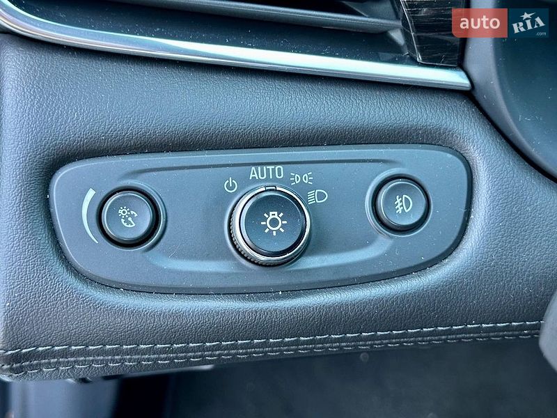 Седан Buick LaCrosse 2017 в Киеве