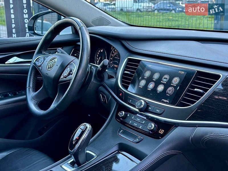 Седан Buick LaCrosse 2017 в Киеве