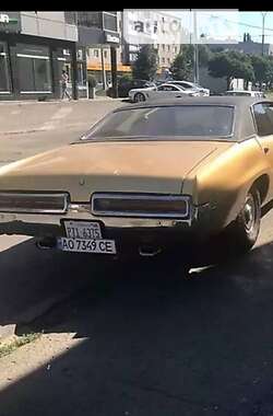 Седан Buick LE Sabre 1969 в Ужгороді