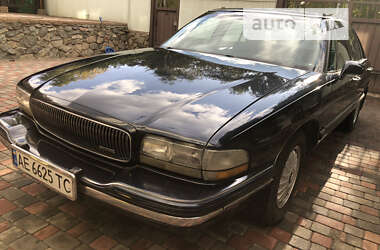 Седан Buick LE Sabre 1992 в Днепре