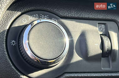 Седан Buick Regal GS 2011 в 