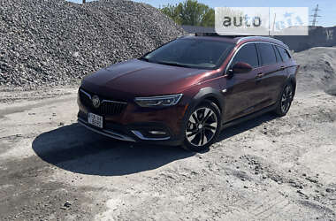 Buick Regal TourX essence 2017