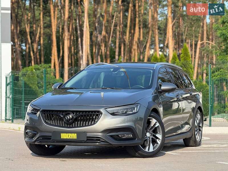 Универсал Buick Regal TourX 2018 в Киеве