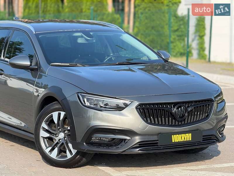 Универсал Buick Regal TourX 2018 в Киеве
