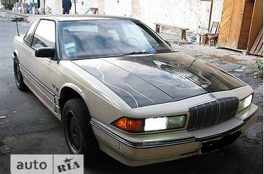 Купе Buick Regal 1988 в 