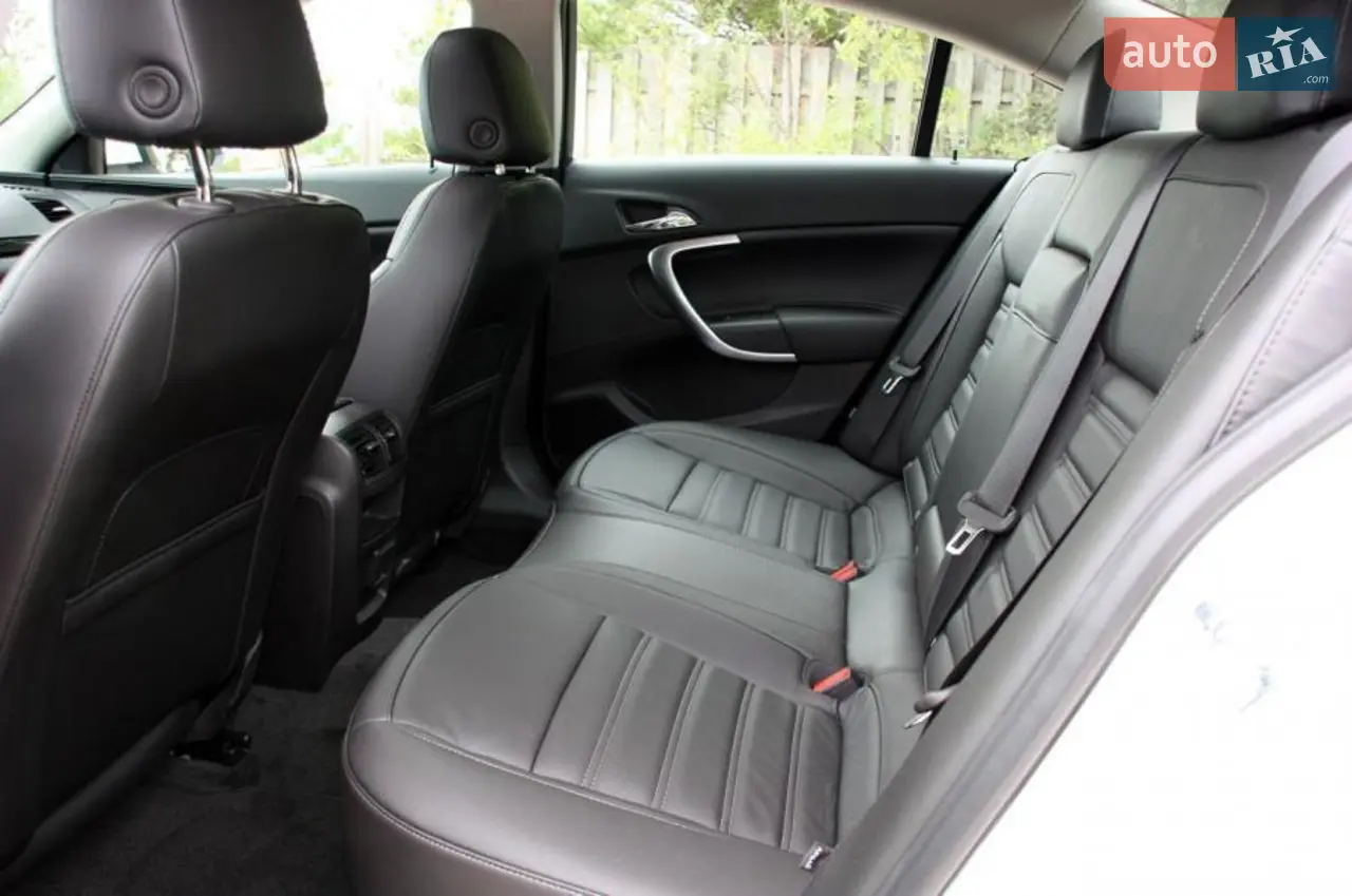 2012 Buick Regal - мініатюра 23