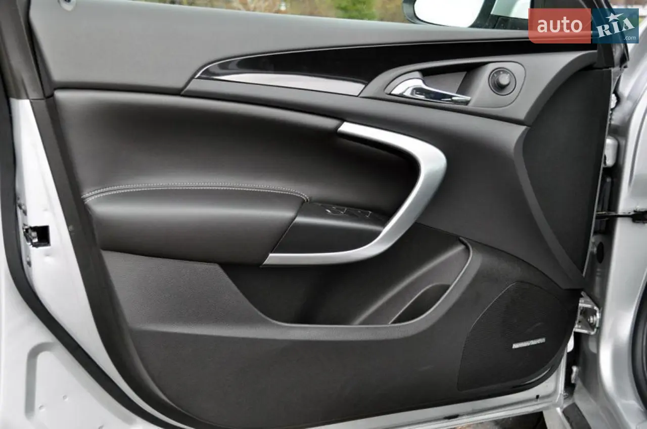 2012 Buick Regal - мініатюра 24