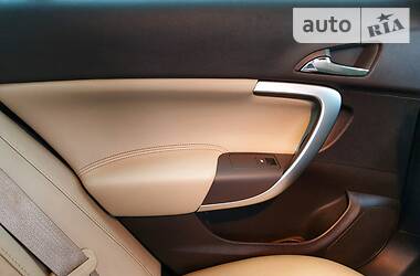 Седан Buick Regal 2015 в 