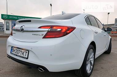 Седан Buick Regal 2015 в 