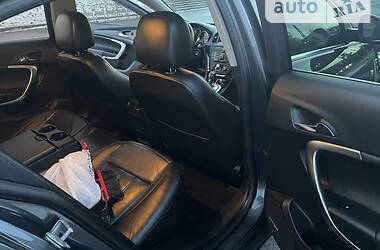 Седан Buick Regal 2011 в 