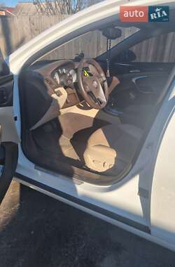 Седан Buick Regal 2010 в Сумах