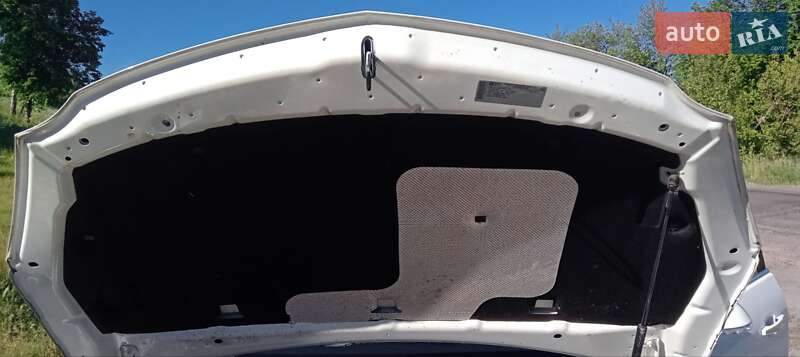 Седан Buick Regal 2013 в Ромнах фото 30 Седан Buick Regal 2013 в Ромнах