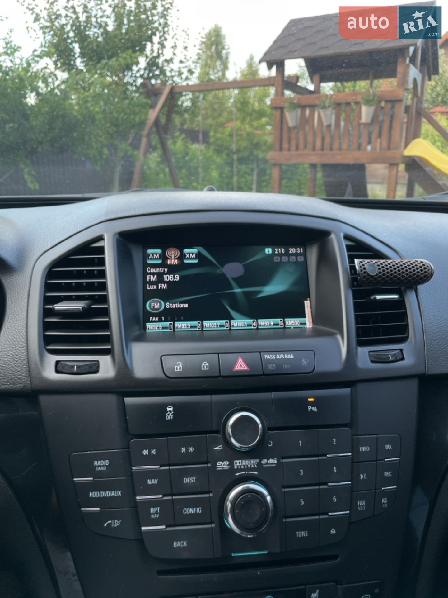 2011 Buick Regal - мініатюра 21