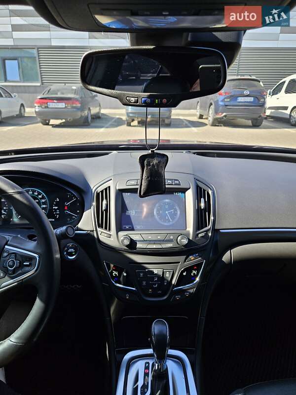 Седан Buick Regal 2016 в Киеве