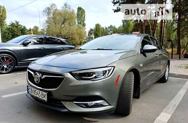 Седан Buick Regal 2017 в Киеве