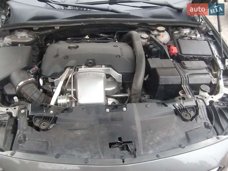 Седан Buick Regal 2018 в Черкассах