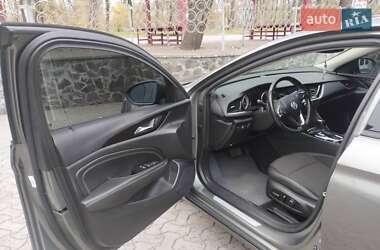 Седан Buick Regal 2018 в 