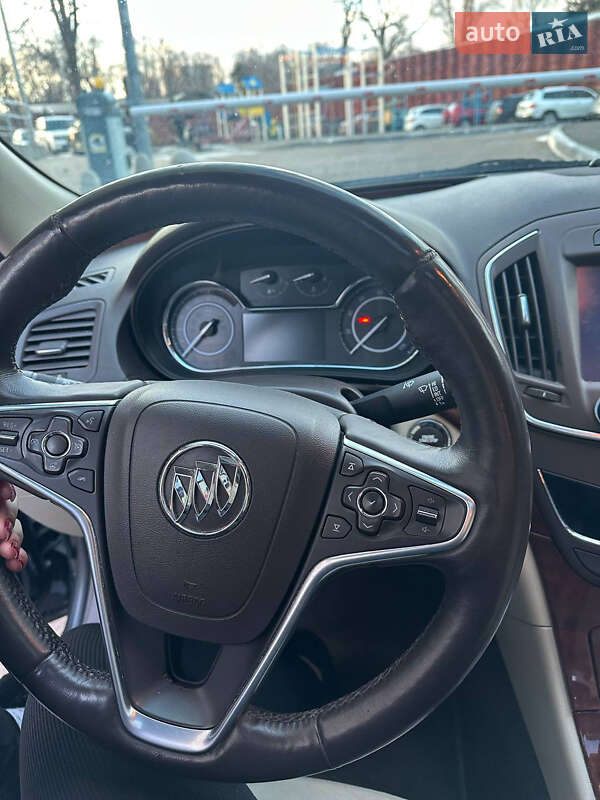 Седан Buick Regal 2015 в Киеве