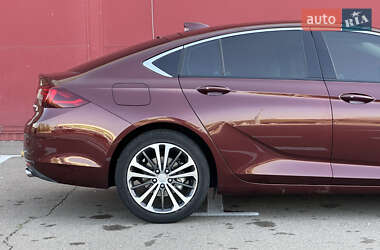 Седан Buick Regal 2018 в 