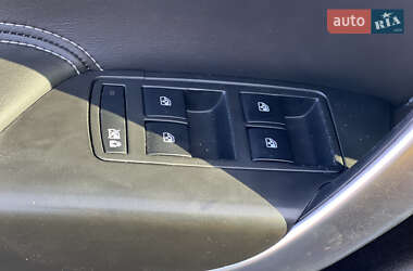 Седан Buick Regal 2011 в 