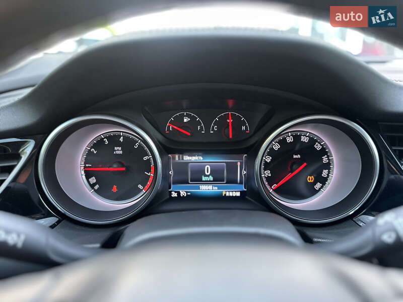 Седан Buick Regal 2018 в Киеве