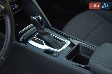 Универсал Buick Regal 2018 в 