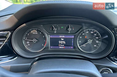 Седан Buick Regal 2018 в Киеве