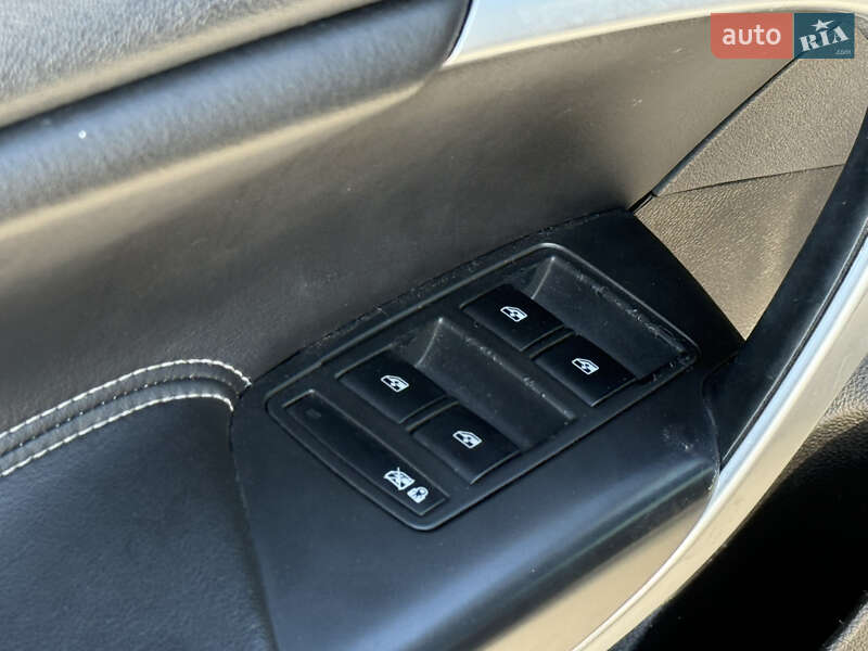 Седан Buick Regal 2011 в Киеве фото 20 Седан Buick Regal 2011 в Киеве