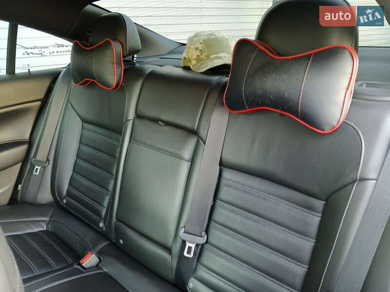 Седан Buick Regal 2015 в Киеве