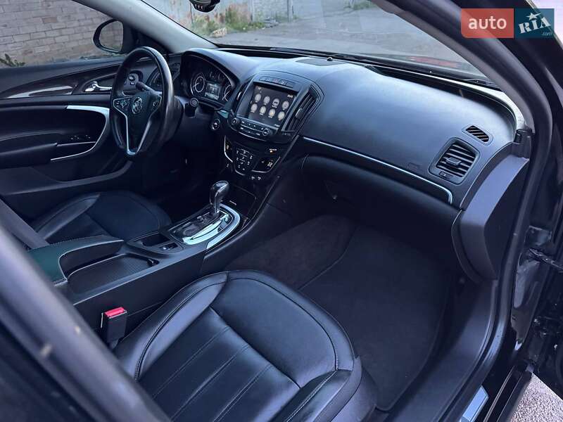 Седан Buick Regal 2016 в Киеве