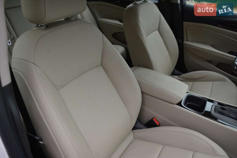 Седан Buick Regal 2018 в Киеве