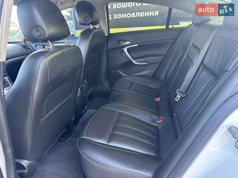 Седан Buick Regal 2013 в Ивано-Франковске