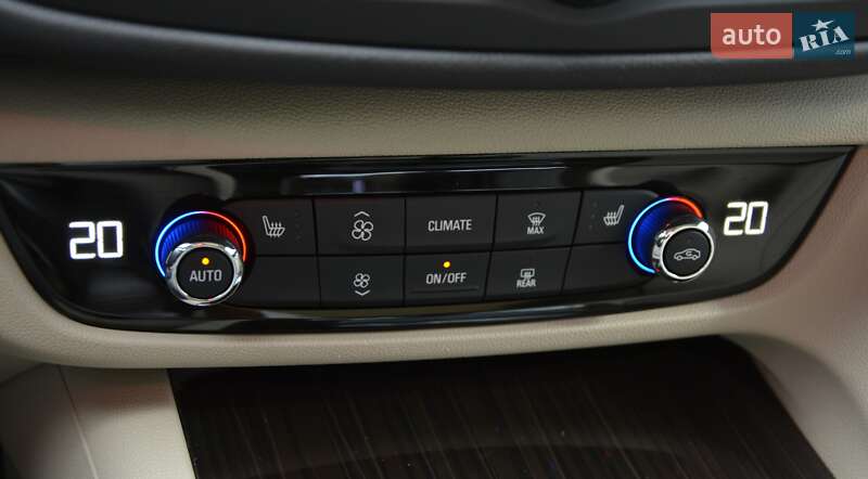 Седан Buick Regal 2018 в Киеве фото 34 Седан Buick Regal 2018 в Киеве