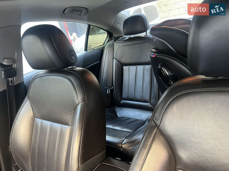 Седан Buick Regal 2012 в Киеве фото 7 Седан Buick Regal 2012 в Киеве