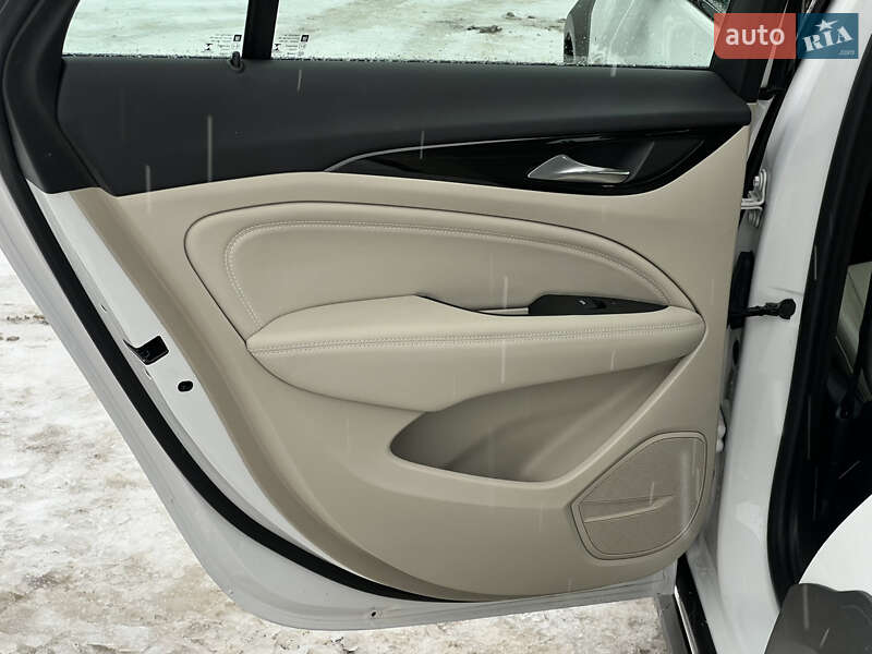 Седан Buick Regal 2018 в Києві