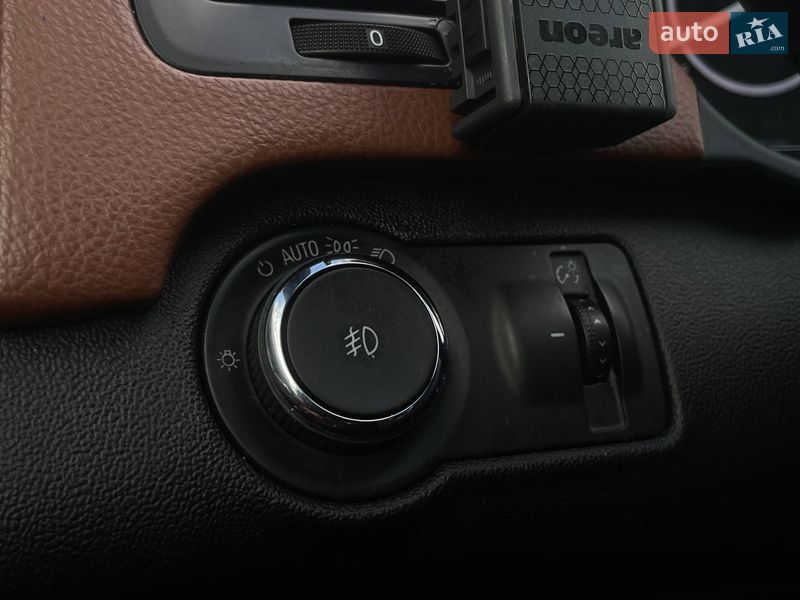 Седан Buick Regal 2016 в Киеве