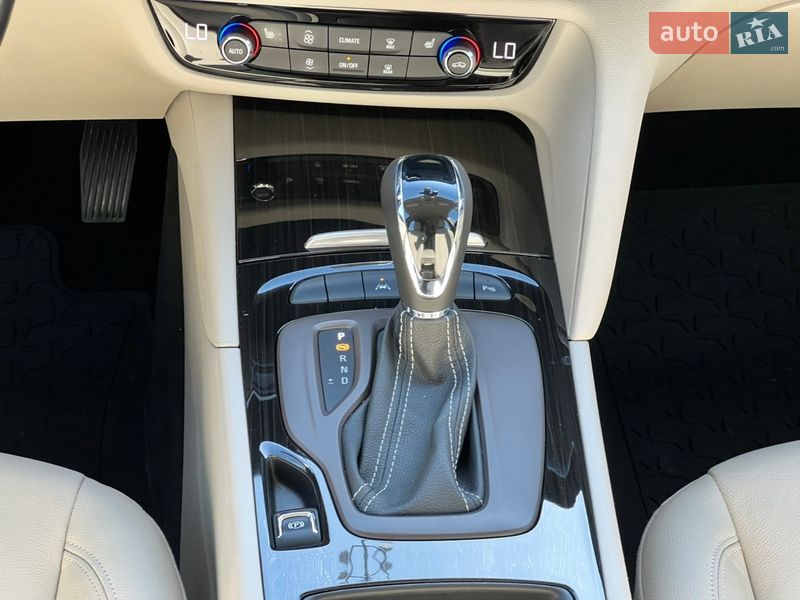 Седан Buick Regal 2018 в Києві