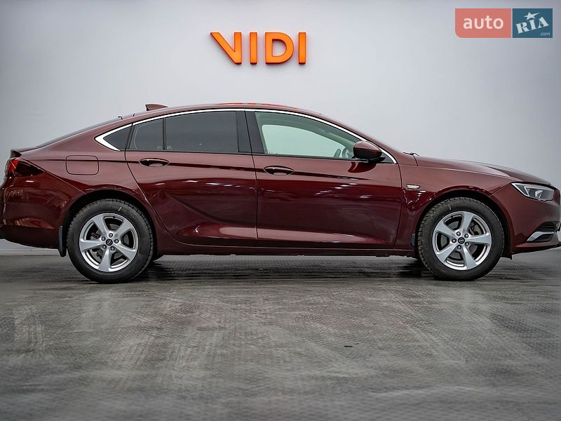 Седан Buick Regal 2018 в Киеве