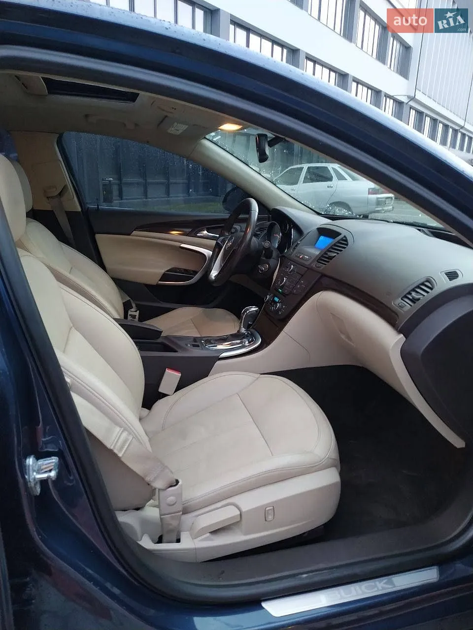 2010 Buick Regal - мініатюра 9