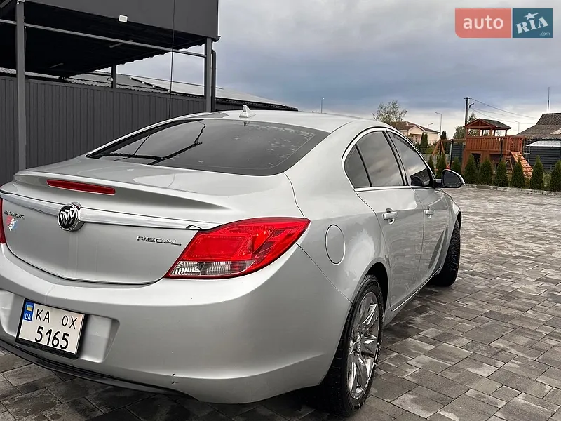 Buick Regal 2011