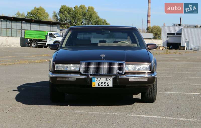 Купе Buick Riviera 1989 в Києві