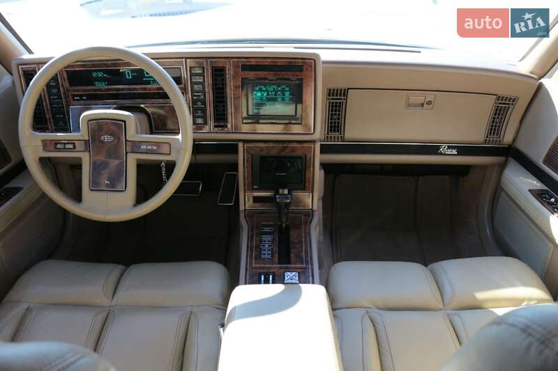 Купе Buick Riviera 1989 в Києві