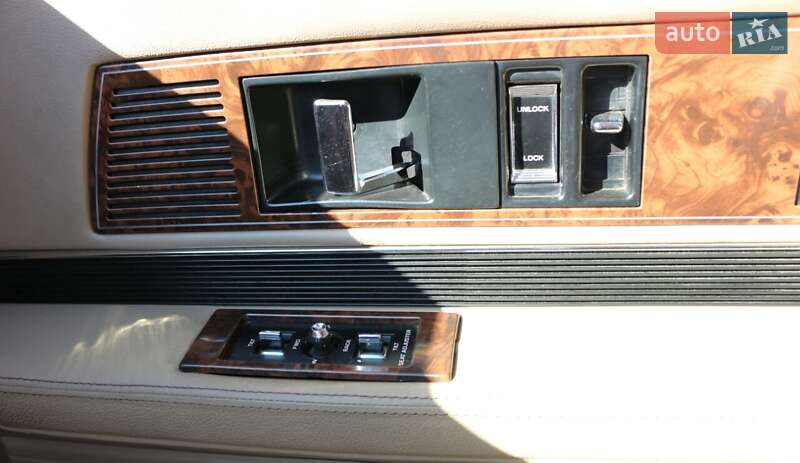 Купе Buick Riviera 1989 в Києві