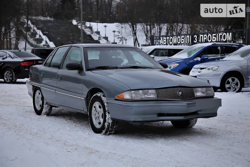 Седан Buick Skylark 1995 в 